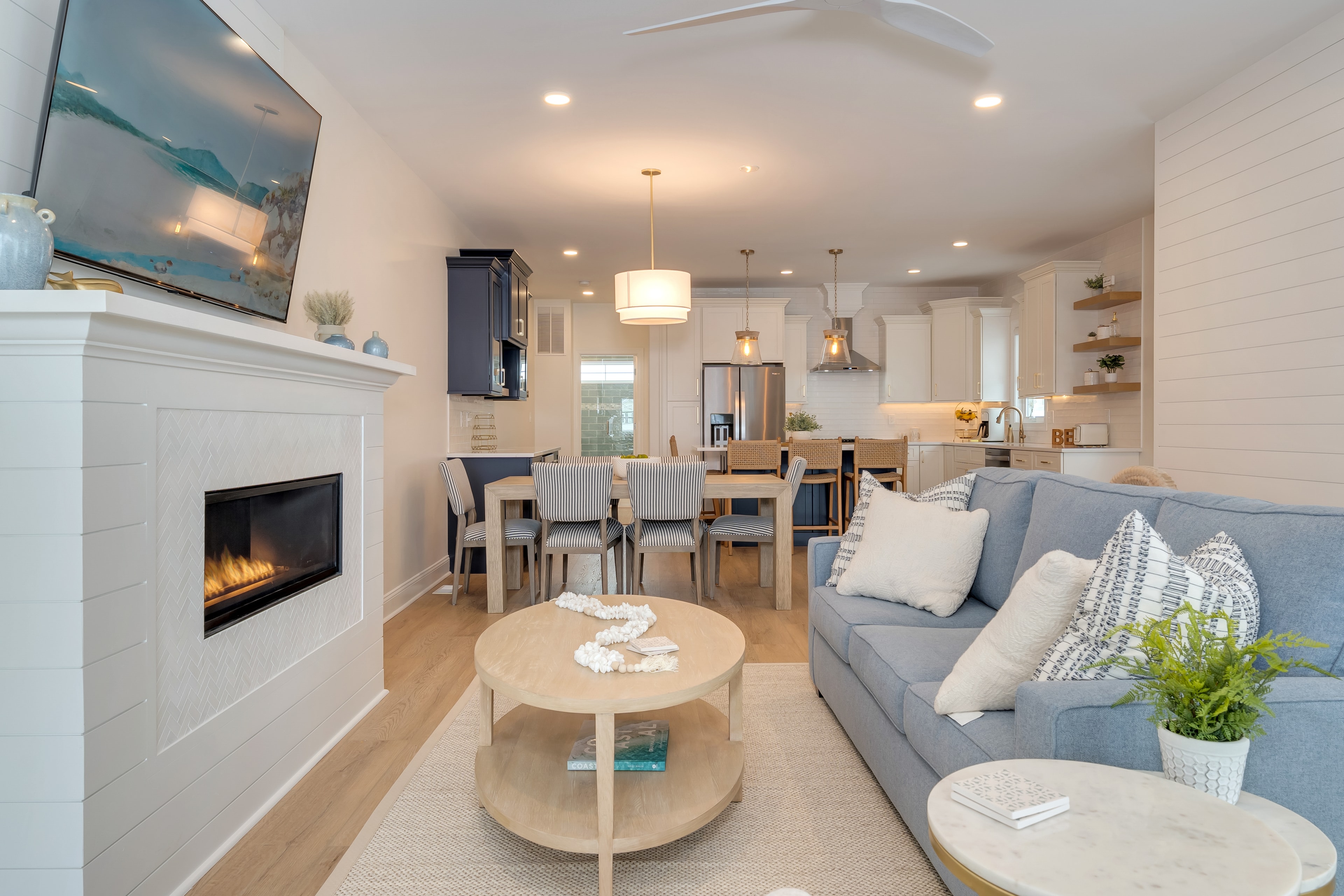 Open concept living, dining and kitchen